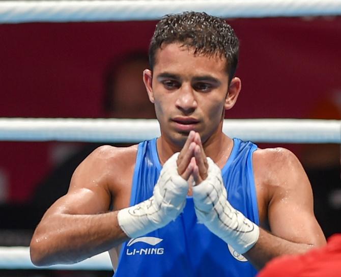  India’s Amit Panghal celebrates