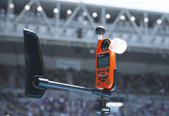 The heat stress tracker is pictured during the match between Alize Cornet and Elise Mertens