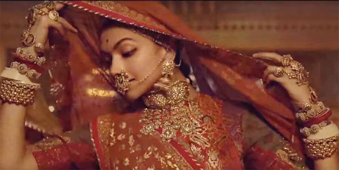 A video grab of Deepika Padukone performing 'Ghoomar' in the movie 'Padmaavat'