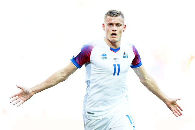 Iceland's Alfred Finnbogason celebrates after scoring his team's first and equalising goal against Argentina