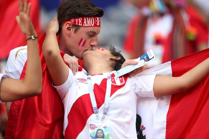 Peru fans