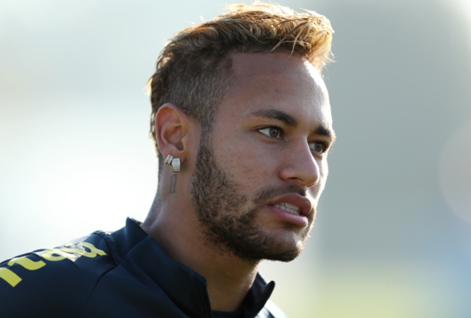 Brazil's Neymar fit to face South Korea, says coach Tite