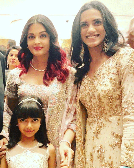 Aishwarya Rai Bachchan with PV  Sindhu