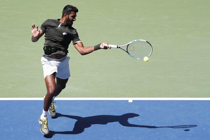 Prajnesh Gunneswaran hits a forehand against Daniil Medvedev