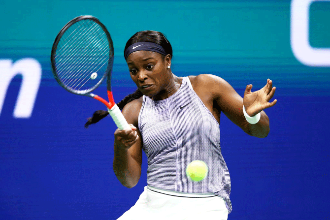 Former champion Sloane Stephens was stunned by Russian qualifier Anna Kalinskaya 6-3, 6-4 in the first round of the US Open on Tuesday