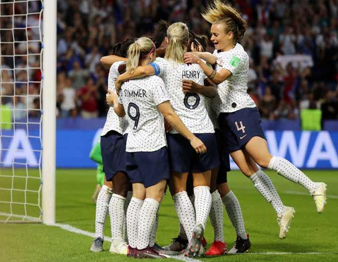 Ex-captain Amandine Henry back with France to prepare for Women's World Cup