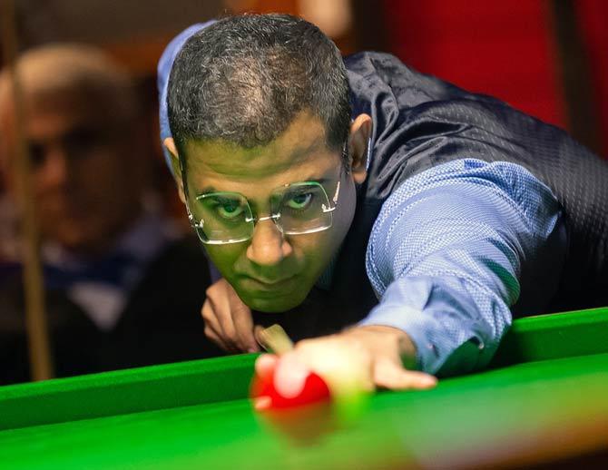 Kothari beats Russell to enter World Billiards final