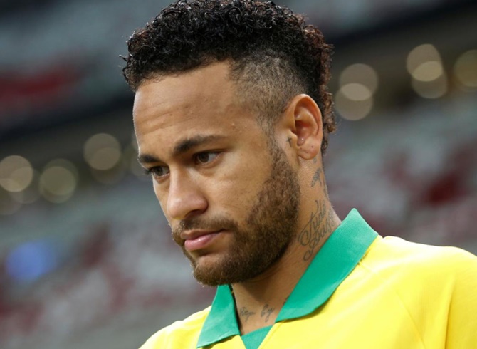 Soccer Extras: Saudi players visit Jerusalem; Neymar out for 4 weeks ...