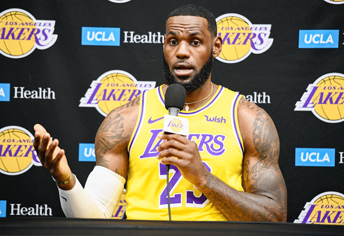 Los Angeles Lakers forward LeBron James 