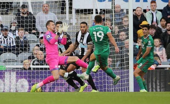 Jonny Otto scores for Wolverhampton Wanderers during Sunday's Premier League match against Newcastle United.