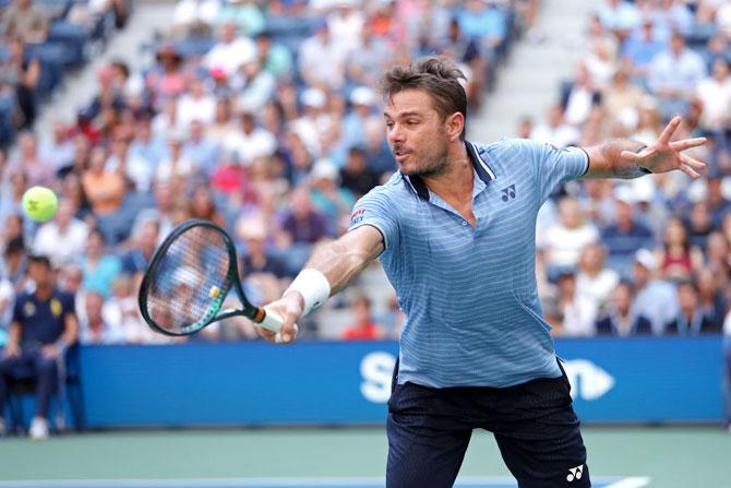 Stan Wawrinka in action against Daniil Medvedev