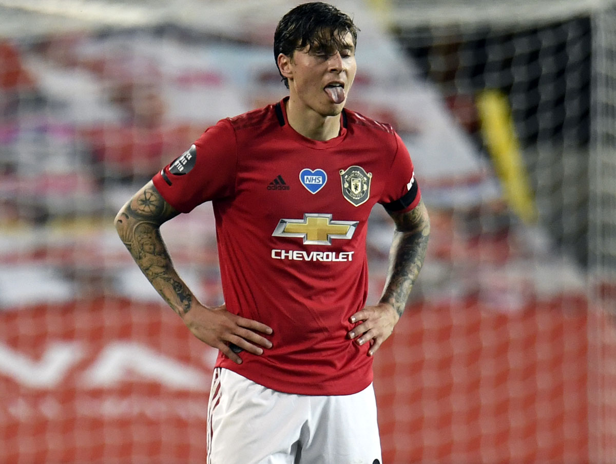 Manchester United footballer Lindelof tackles thief in Sweden - Rediff ...