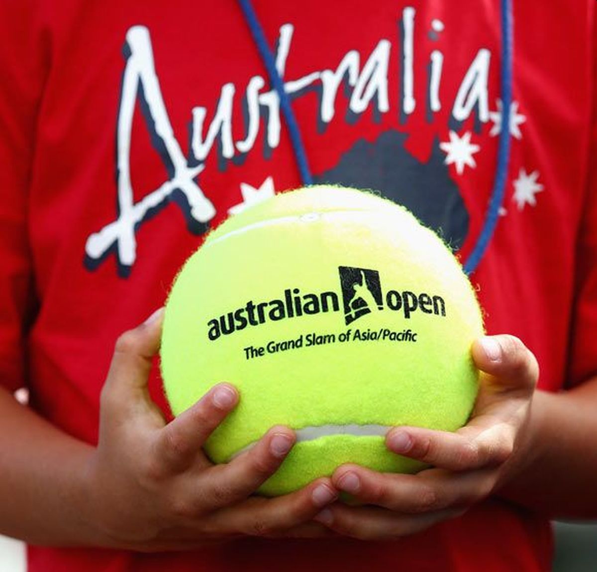Play at the six warm-up events for the Grand Slam at Melbourne Park was heavily disrupted with organisers Tennis Australia cancelling all matches for Thursday.