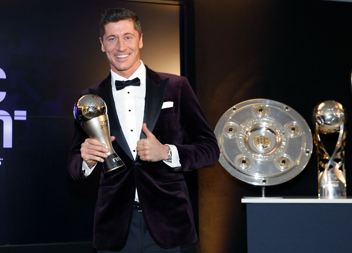 Bayern's Lewandowski wins FIFA Best Player Award - Rediff Sports