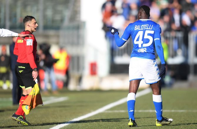 Brescia's Mario Balotelli gestures towards the linesman during the match against Lazio on Sunday
