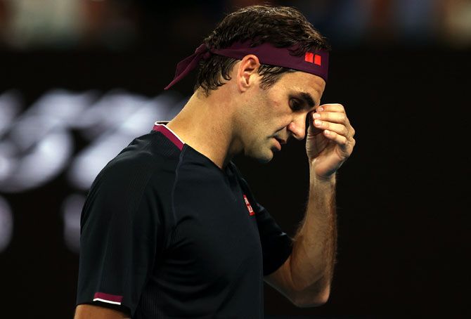 Roger Federer reacts during after losing the second set.