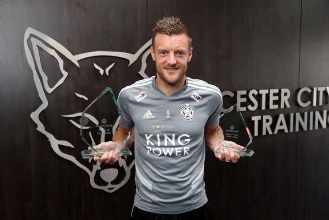 Leicester City's Jamie Vardy became the oldest to win the award