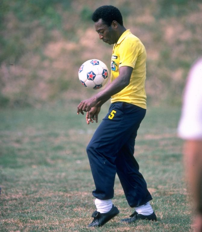 Pele in action during a training session