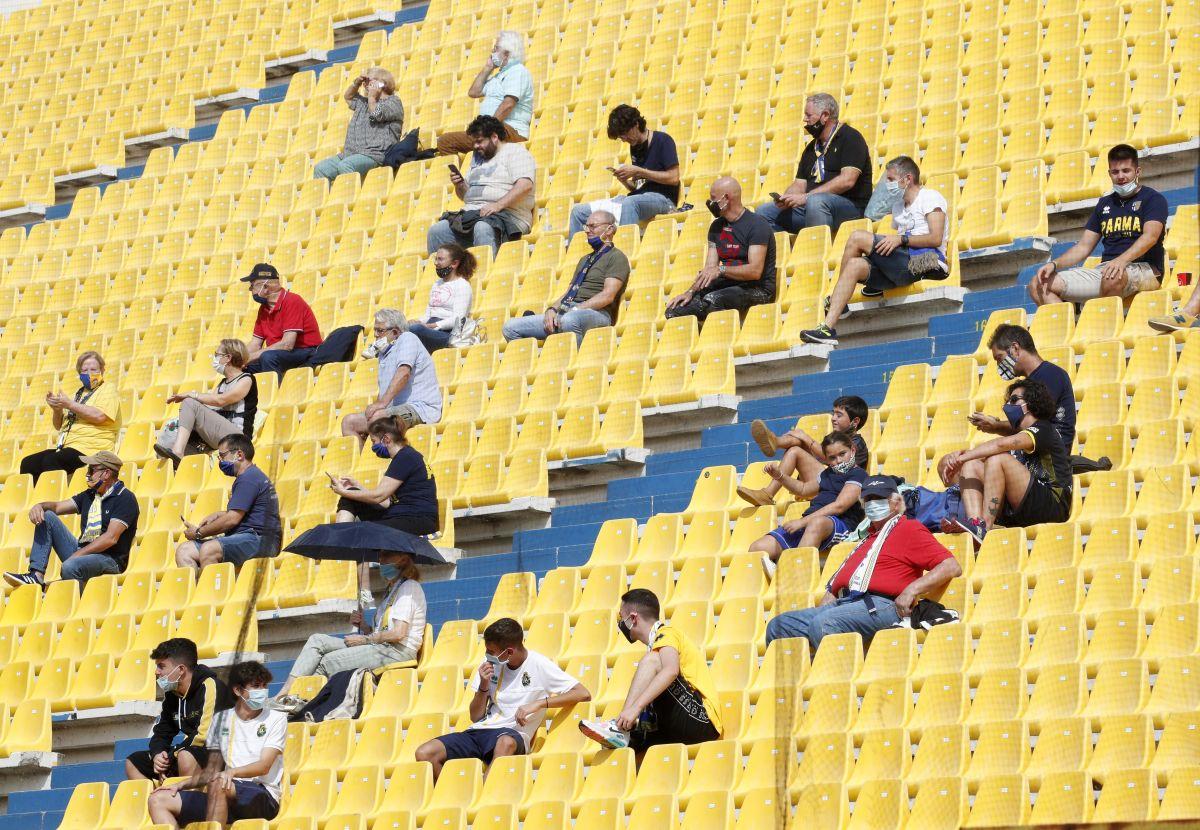 A smuttering of fans inside the Stadio Ennio Tardini in Parma before the Serie A match betweeen Parma and Napoli 