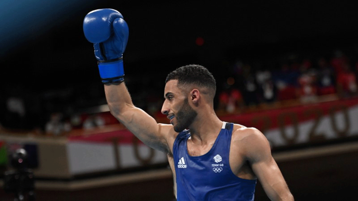 Galal Yafai of Britain celebrates his win against Carlo Paalam of the Philippines after the Men's Flyweight boxing final
