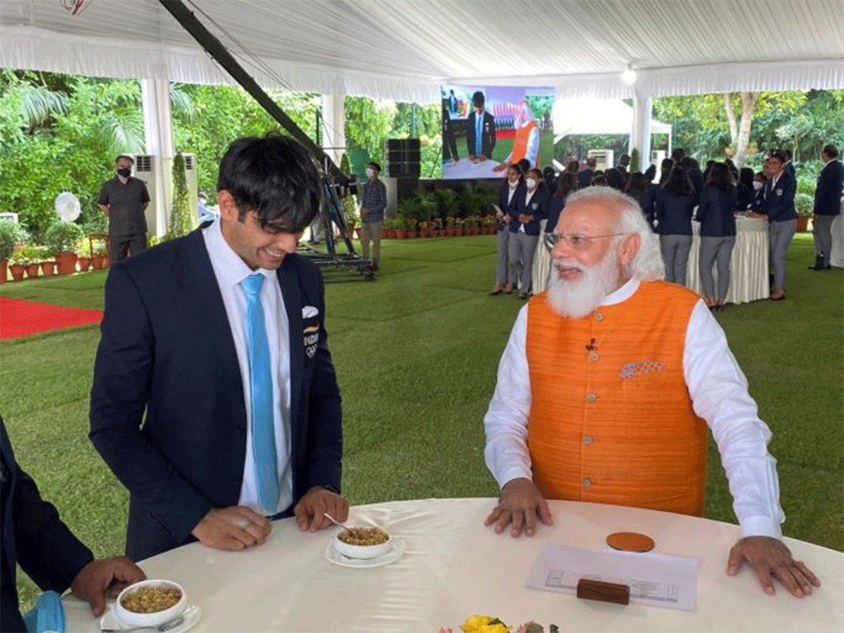 Check out PM Modi's fun chat with India's Olympians