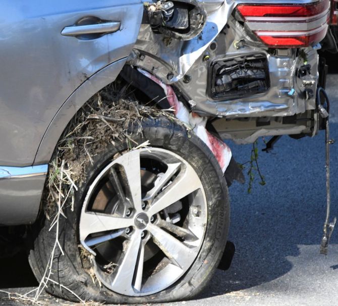 A photograph showing the extent of damage to the vehicle of golfer Tiger Woods.