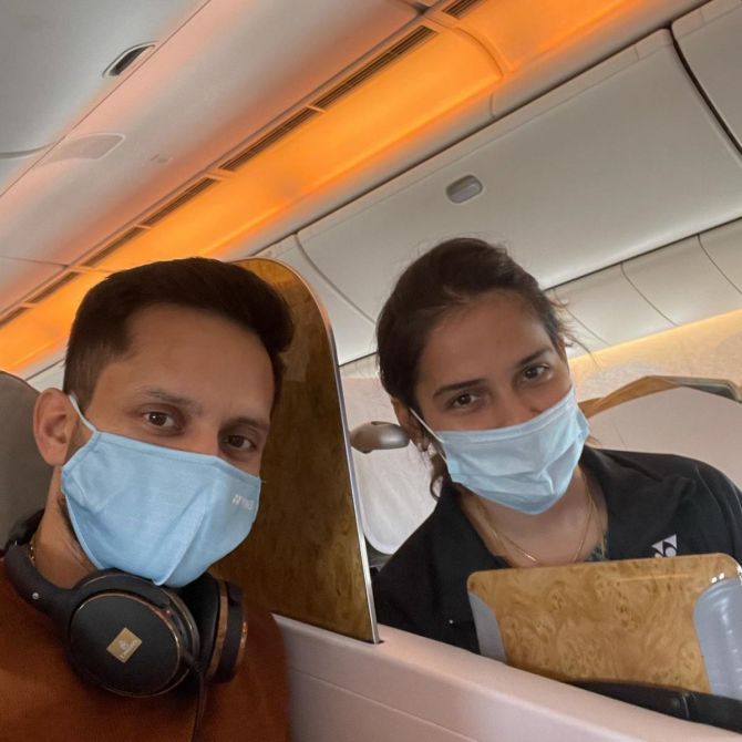 Saina Nehwal and husband Parupalli Kashyap take a selfie before taking off for Thailand for the twin tournaments