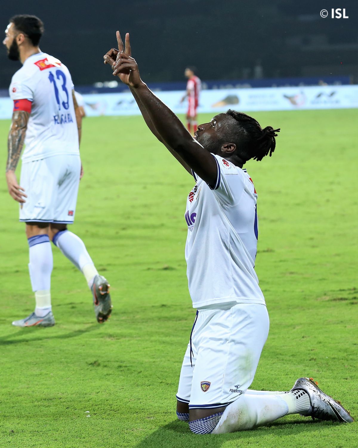 Chennaiyin's Esmael Goncalves doubled their lead in the 21st minute. 