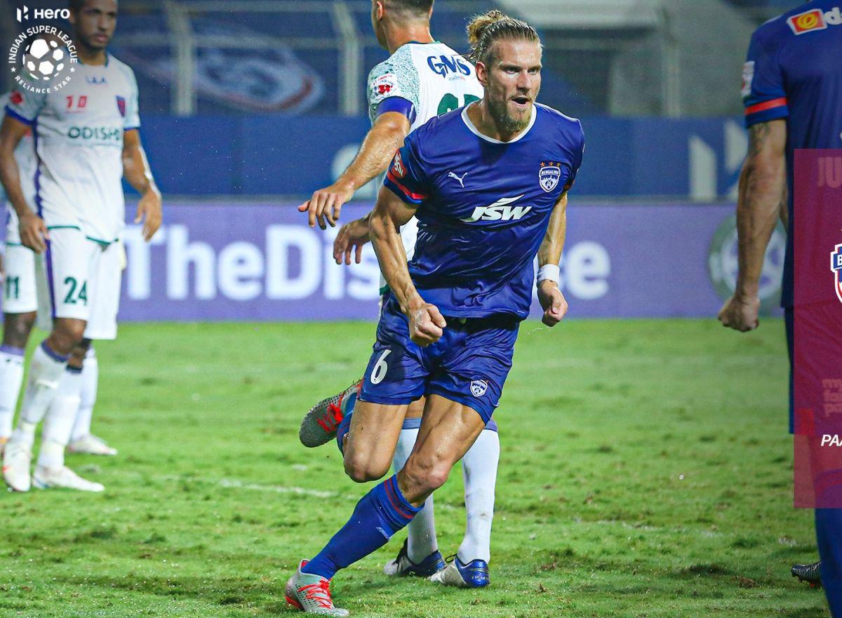 Bengaluru FC's Erik Paartalu celebrates on scoring the late equaliser against Odisha FC in their ISL match in Margoa on Sunday