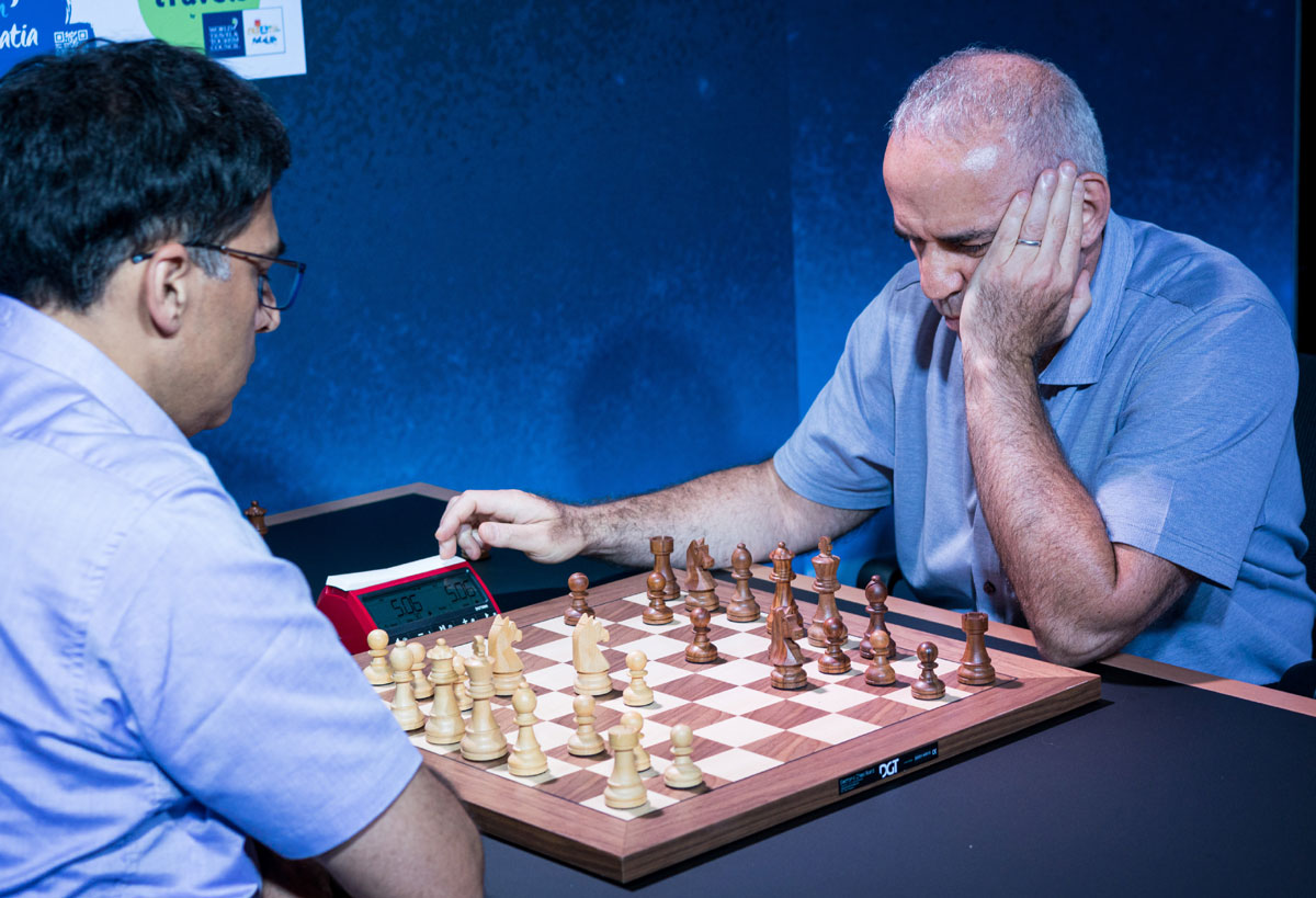 Billionaire admits cheating to beat Indian chess champ - People