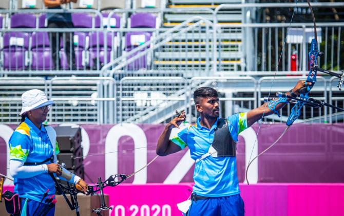 World No. 1 Deepika Kumari failed to notch a single perfect 10 from eight arrows while Olympic debutant Praveen Jadhav misfired a six in the crucial fourth set after drilling in three perfect 10s