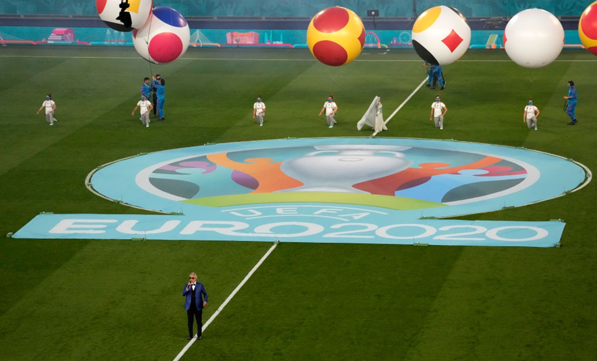 Tenor Andrea Bocelli performs Giacomo Puccini's 'Nessun dorma' at the opening ceremony. 