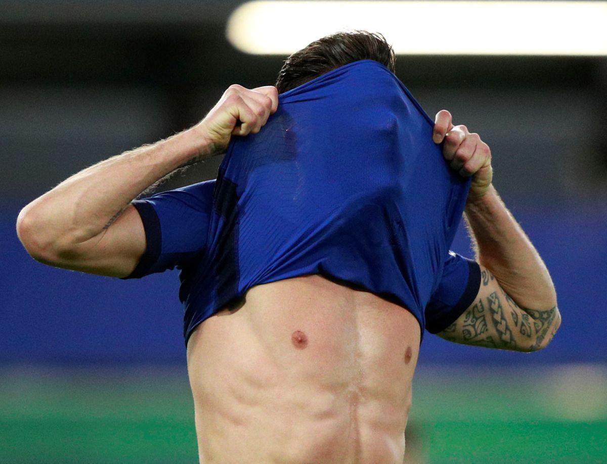 Chelsea's Olivier Giroud cuts a frustrated figure during their English Premier League match against Manchester United at Stamford Bridge, London, on Sunday 