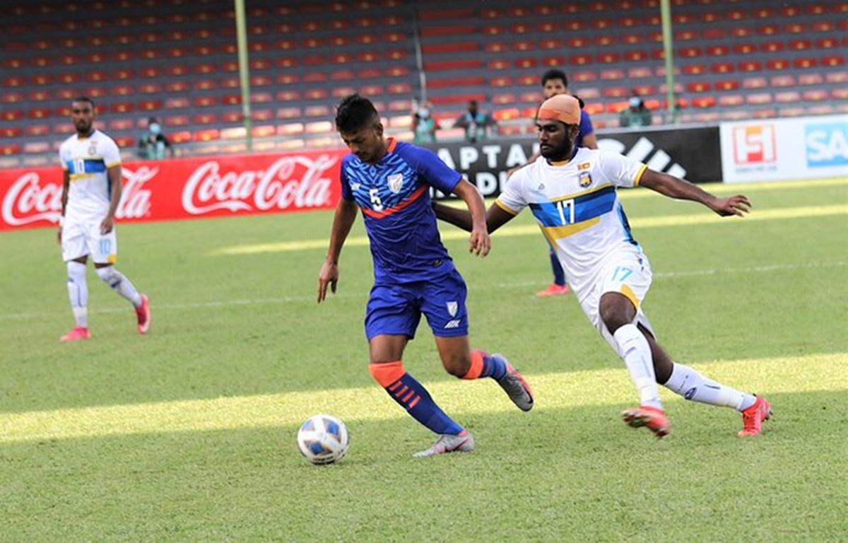 Seriton Fernandes breaks through the Sri Lankan defence during the SAFF Championships match, in Male, on Thursday