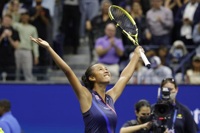 Canada's Leylah Annie Fernandez celebrates after victory over Japan's Naomi Osaka. 