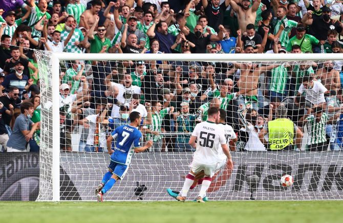 Juanmi scores Real Betis's second goal during the Europa League Group G match against Celtic FC, at Estadio Benito Villamarin in Seville, Spain, on Thursday. 