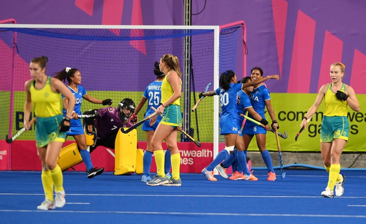 Vandana Katariya celebrates with teammates after restoring parity for India.