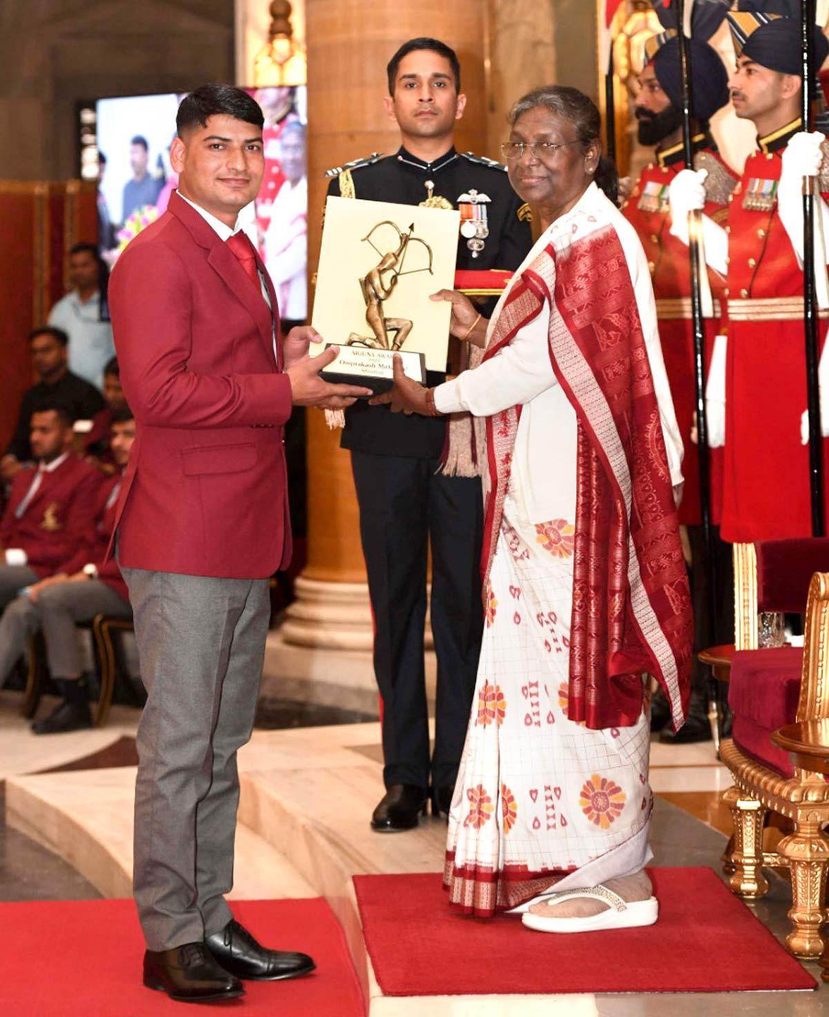 Praggnanandhaa, Third Youngest Arjuna Awardee - Rediff Sports