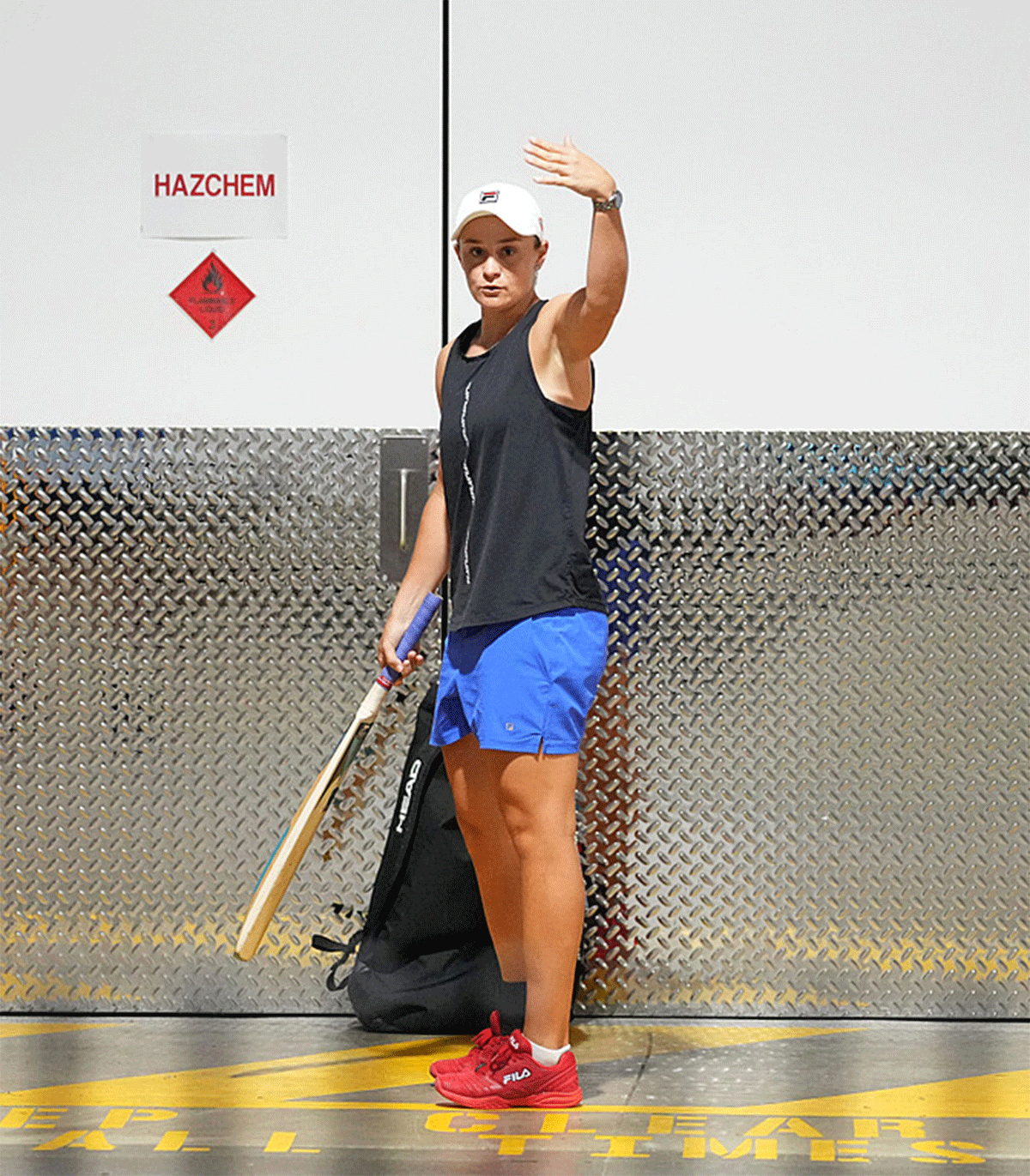 Ashleigh Barty bats 