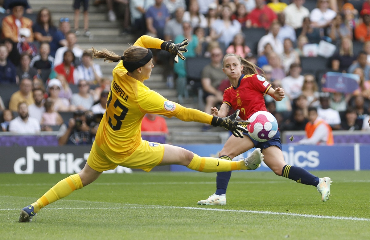 Spain's Ona Batlle has her shot saved by Finland's Tinja-Riikka Korpela.