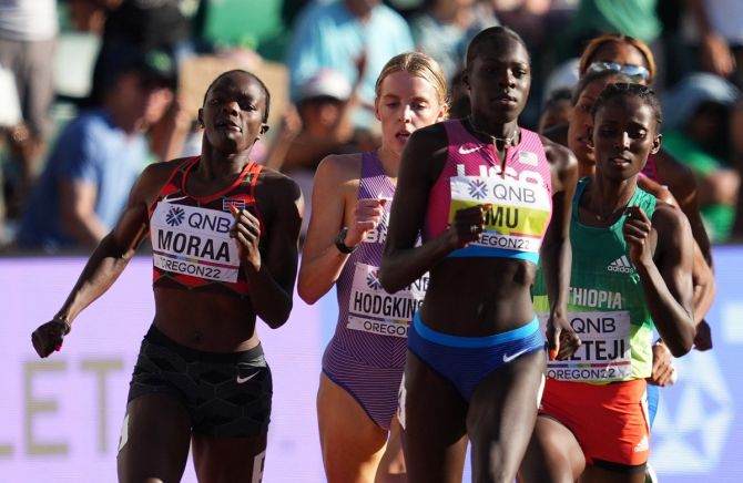 Athing Mu of the United States, Britain's Keely Hodgkinson, Ethiopia's Diribe Welteji and Kenya's Mary Moraa battle it out in the women's 800 metres final.