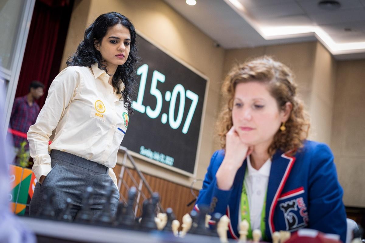 44th Chess Olympiad 2022 Chennai Pregnant Harika Dronavalli Indian Women  Team Koneru Humpy R Vaishali Tania Sachdev Bhakti Kulkarni