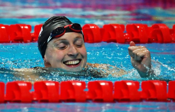 Katie Ledecky of the United States celebrates winning the women's 400m freestyle final at the FINA World Championships in Budapest, Hungary, on Saturday.