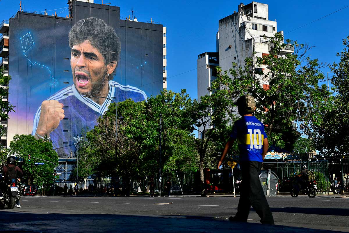 Diego Maradona: The genius who saw heaven and hell - Rediff.com