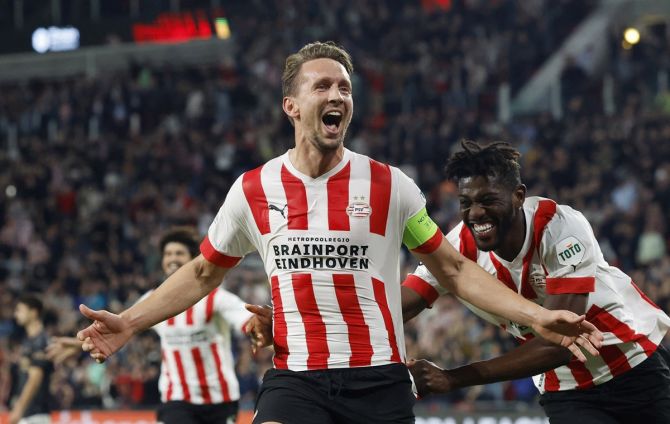 Luuk de Jong celebrates scoring PSV Eindhoven's second goal with Ibrahim Sangare during the Europa League Group A match against Arsenal, at Philips Stadion, Eindhoven, Netherlands.