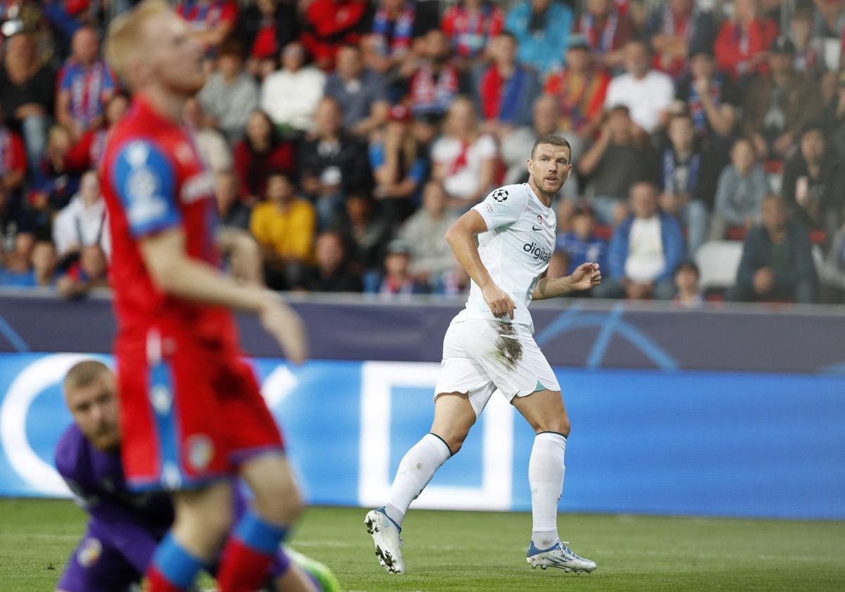 Edin Dzeko reacts after scoring Inter Milan's first goal in the Group C match against Viktoria Plzen, at Doosan Arena, Plzen, Czech Republic.