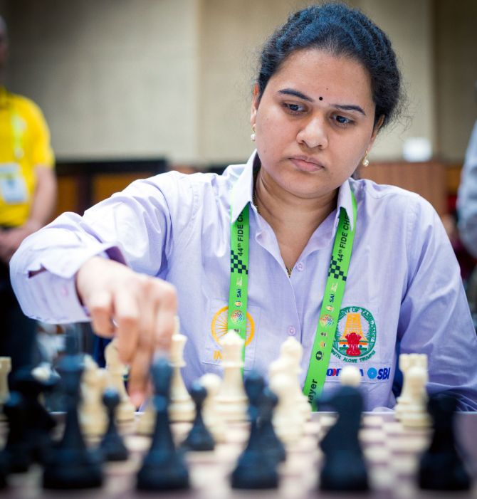 Koneru Humpy won her 5th round match before drawing the 6th and 7th round matches on Tuesday