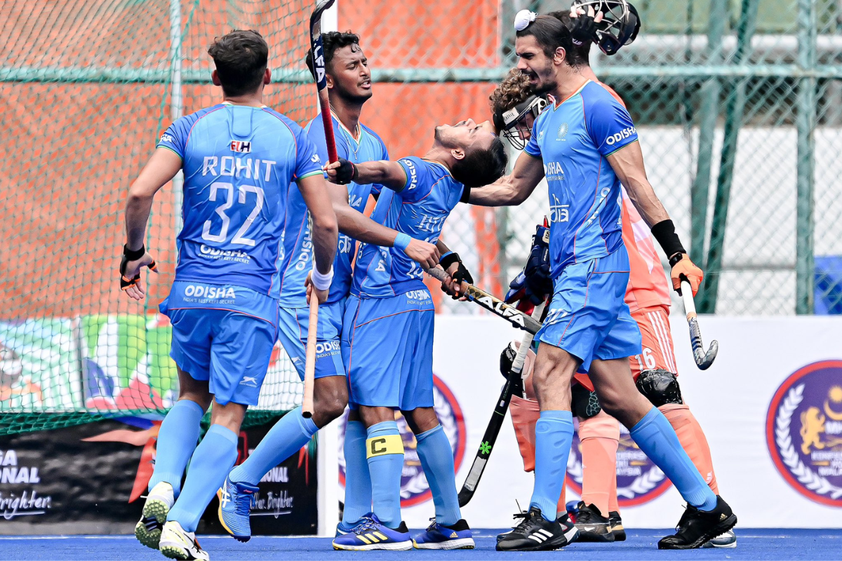 Uttam Singh scored the 57th minute winner to see India through to the semis of the IHF Junior World Cup in Kuala Lumpur
