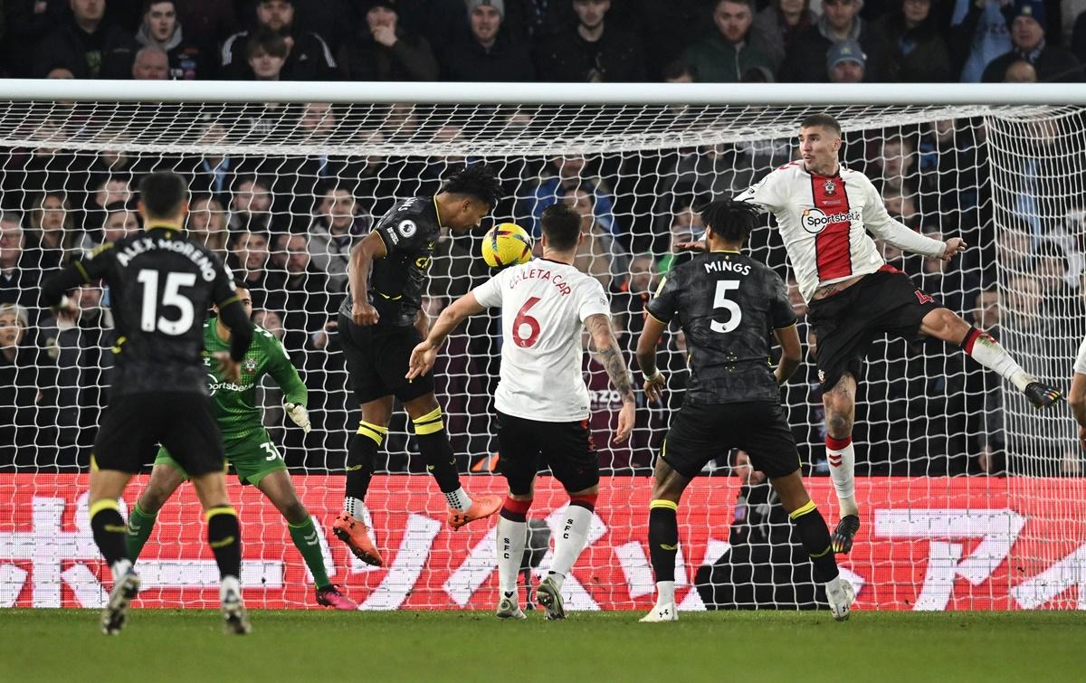 Ollie Watkins scores Aston Villa's match-winner against  Southampton, at St Mary's Stadium, Southampton.