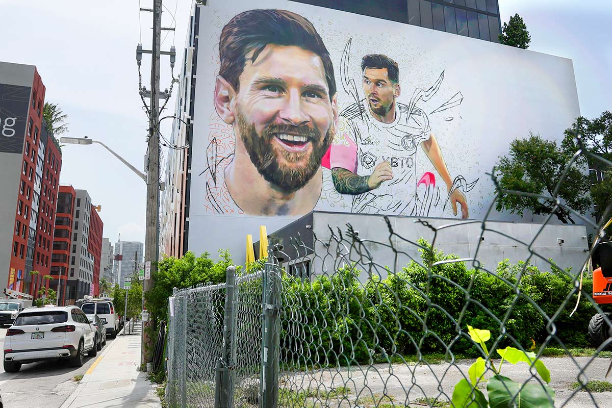 Miami In Love With Messi Already!